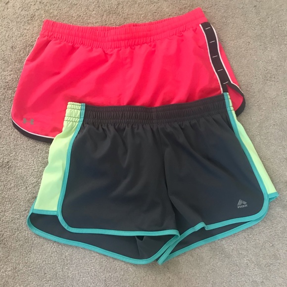 Under Armour Pants - Medium Running Shorts Bundle